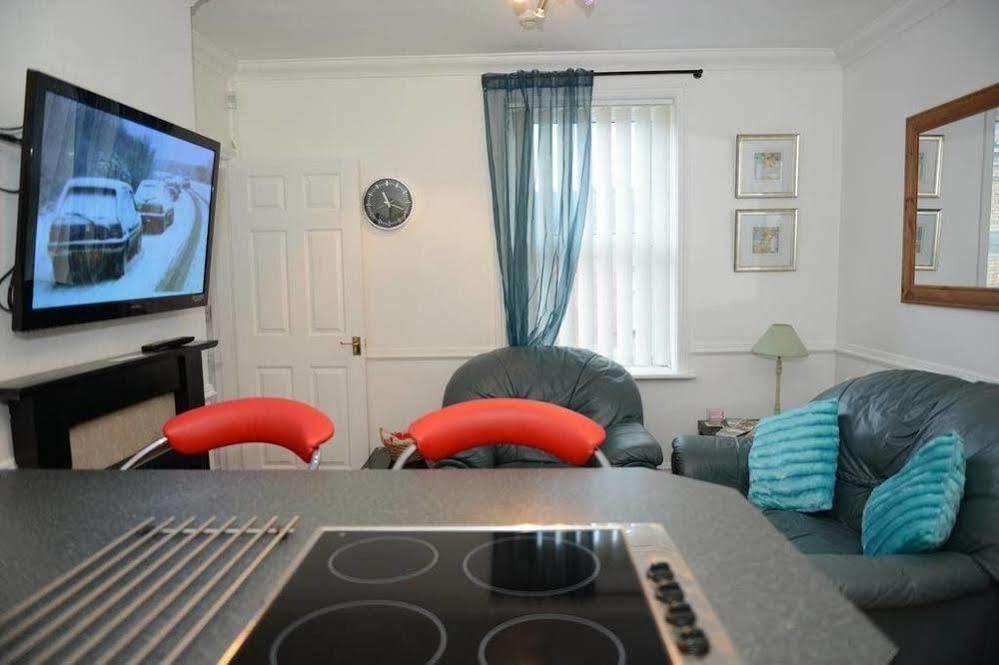 F3 2 Bedroomed Town House - Free Parking - Super 150 Mbps Wifi Near Gavin N Stacey Film House - 1 Free Dog Allowed باري المظهر الخارجي الصورة