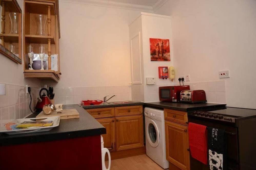 F3 2 Bedroomed Town House - Free Parking - Super 150 Mbps Wifi Near Gavin N Stacey Film House - 1 Free Dog Allowed باري المظهر الخارجي الصورة